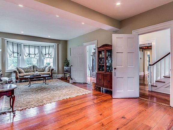 Spacious Living Room