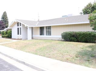 207 Burgan Ave, Clovis, CA 93611
