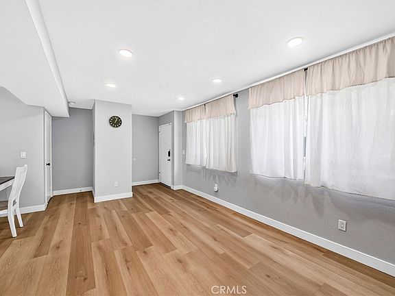 4th image of 8451 Cedarview Ct