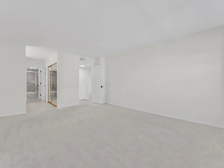 5000 N Ocean Blvd #908 — Photo 8