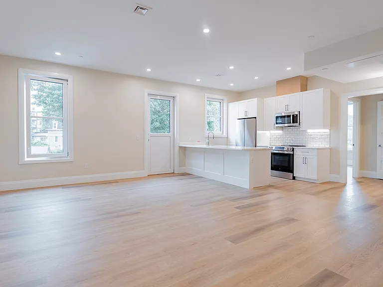 841 Columbia Rd #3A — Photo 11