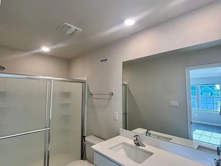 189 Mazzeo Dr — Photo 8