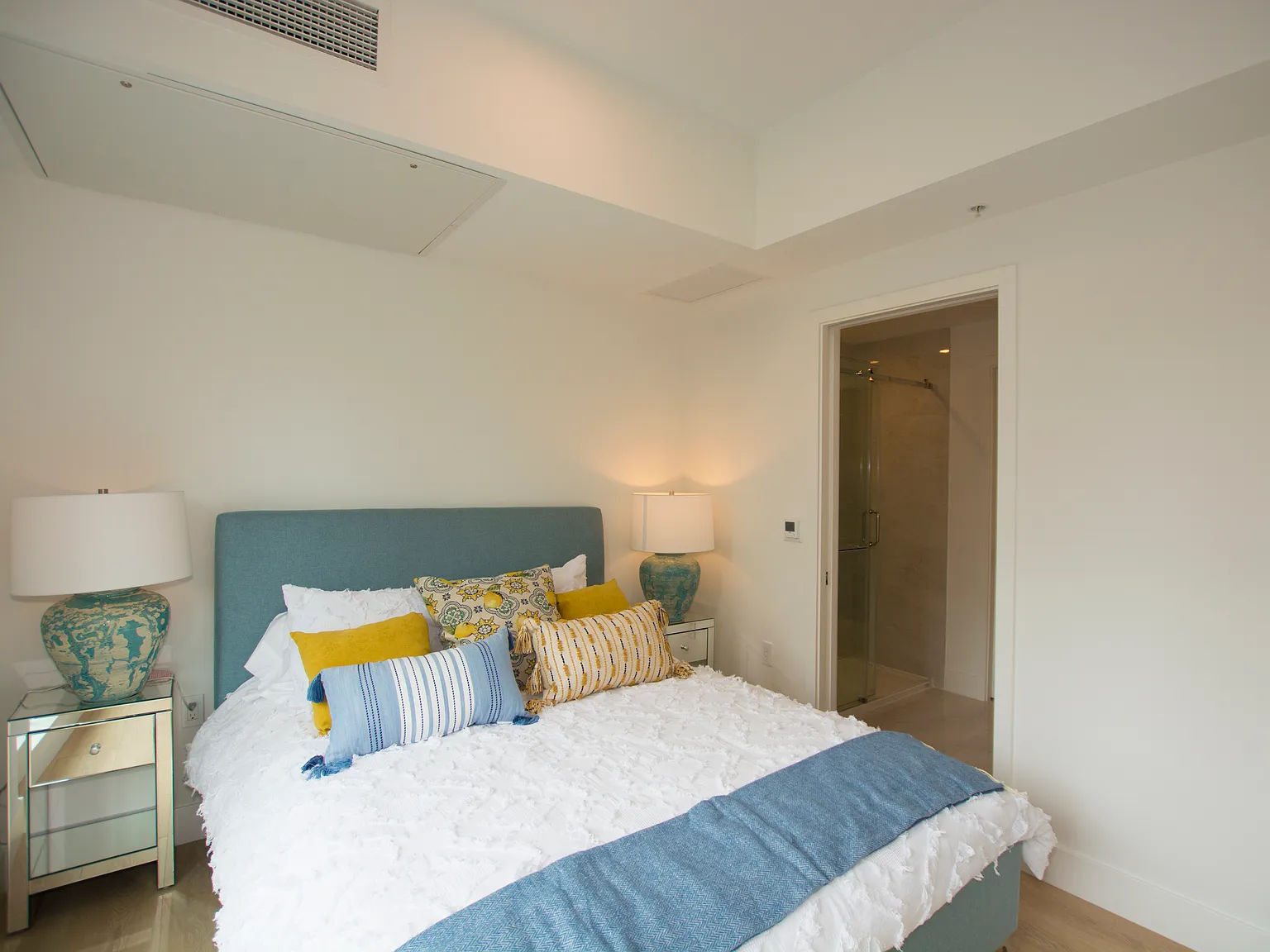 1 bed, 576 sqft, $2,295 — Photo 4