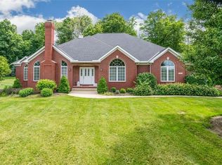 145 Wakefield Run Blvd, Hinckley, OH 44233