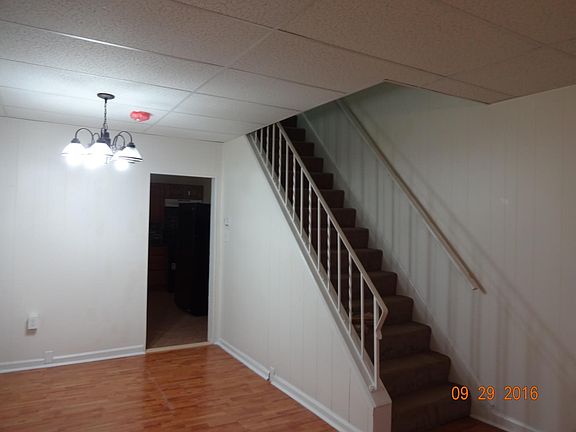 3rd image of 4218 Tackawanna St