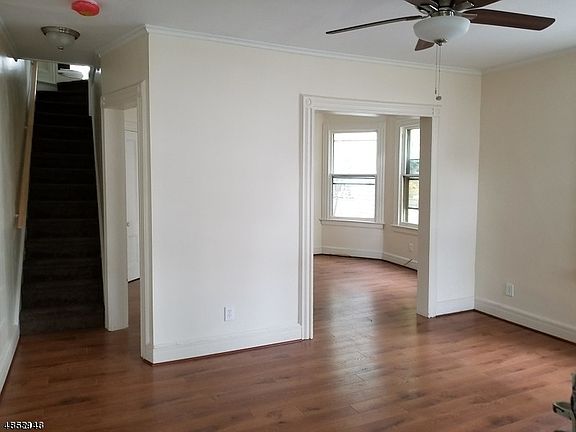 5th image of 262-264 S Clinton St