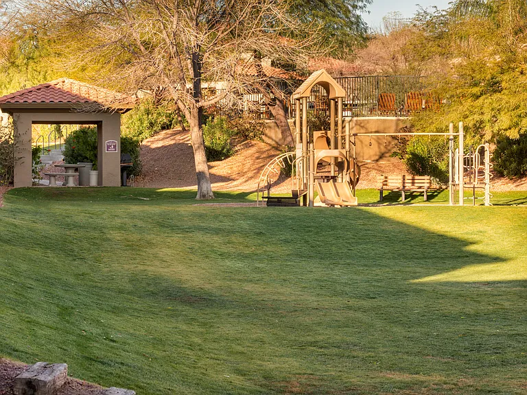 5751 N Kolb Grounds and amenities-4757-Edit_03022018