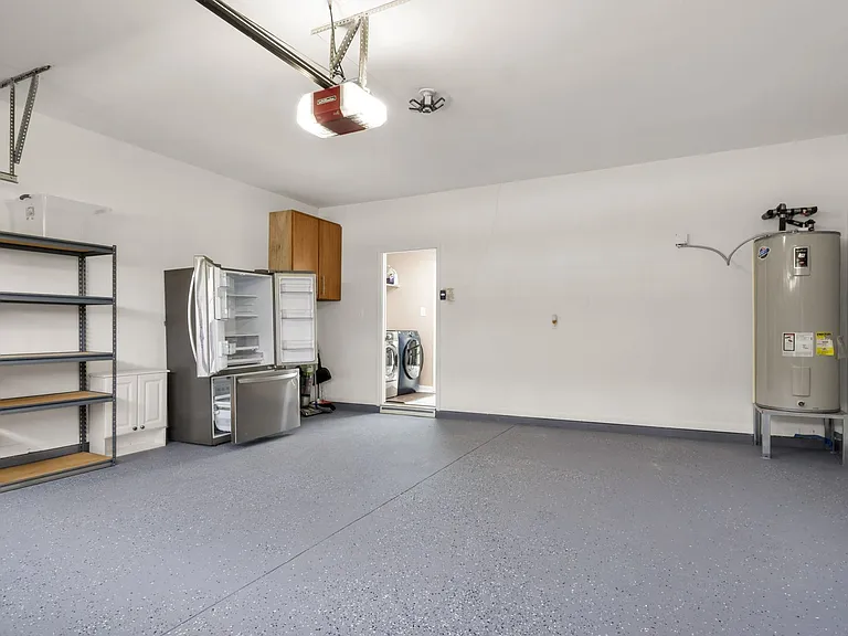10868 White Dogwood Dr — Photo 36