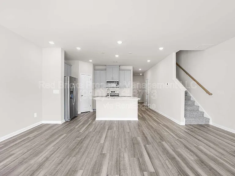 5543 Worrell Way — Photo 5