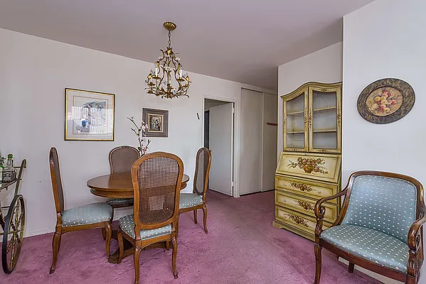 Sold by SBNY RE | media 3