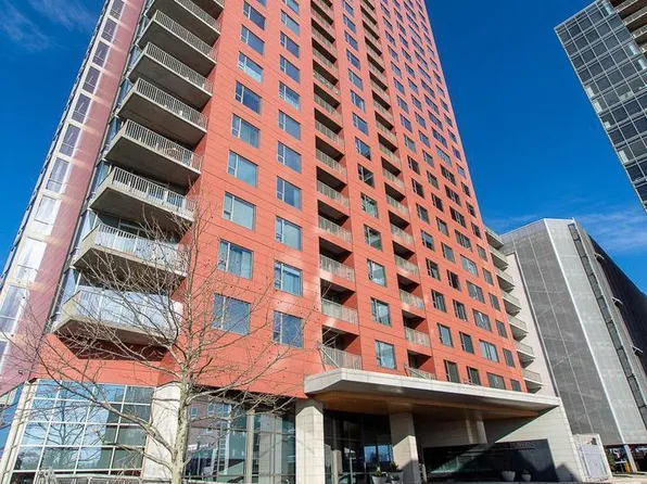 105 Christina Landing Dr APT 2405, Wilmington, DE 19801