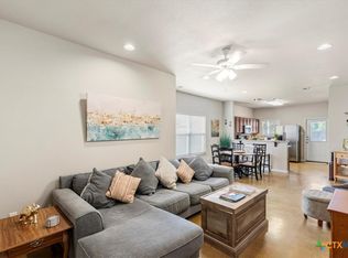 533 Advantage Dr, New Braunfels, TX 78130