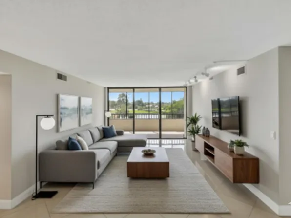 6372 La Costa Drive #302, Boca Raton, FL 33433