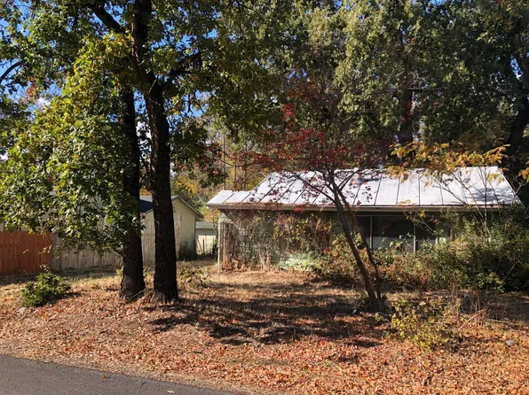 604 Shasta Park Dr, Shasta Lake, CA 96019