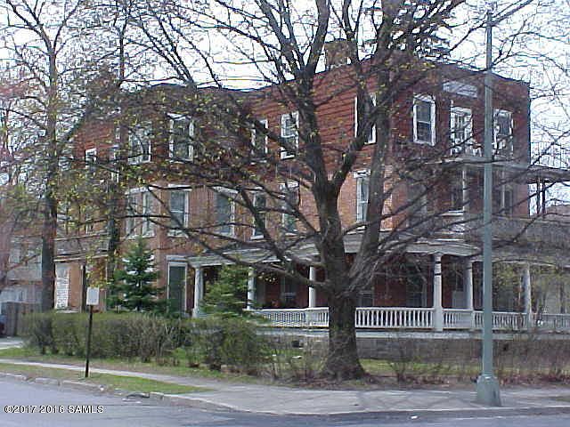 1st image of 414 Glen St