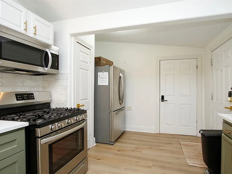 1518 Sabine St — Photo 21