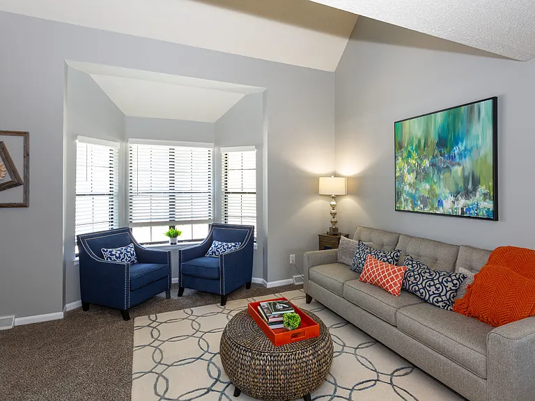 Barrington Park Townhomes — Photo 20