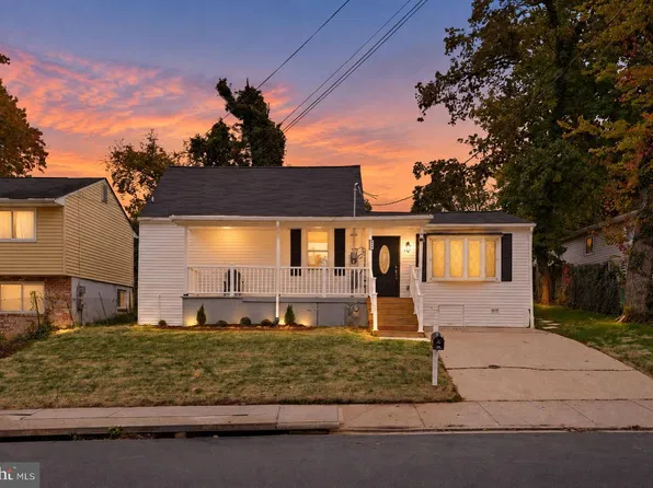 611 Fernleaf Ave, Capitol Heights, MD 20743