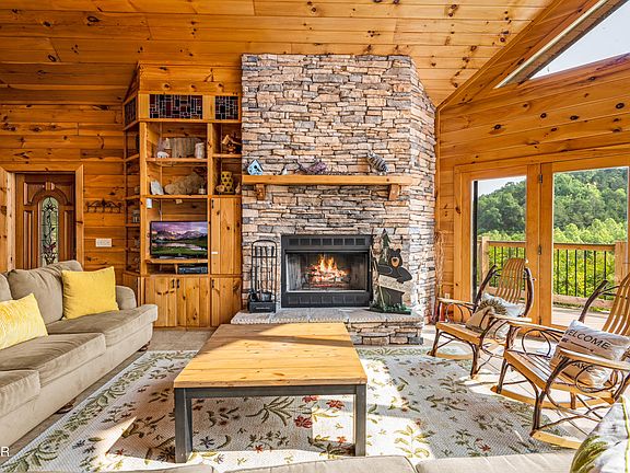 9th image of 3829 Island View Rd
