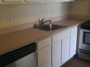 1710 Stonybrook Dr, Woodbury, NJ 08096