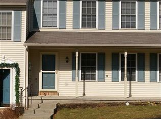 704 Rockwood Dr, Elizabethtown, PA 17022