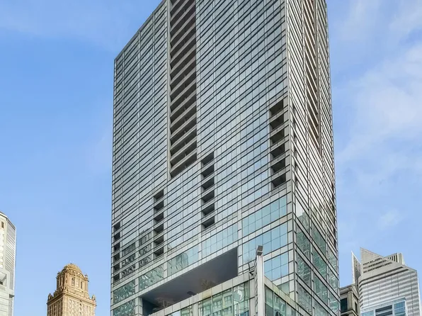 8 E Randolph St Unit 2405, Chicago, IL 60601