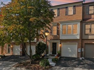 3811 Usher Ct, Alexandria, VA 22304