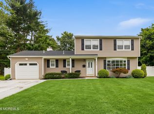 424 W Lake Avenue, Oakhurst, NJ 07755