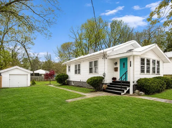 448 Whitcomb St, Kalamazoo, MI 49001