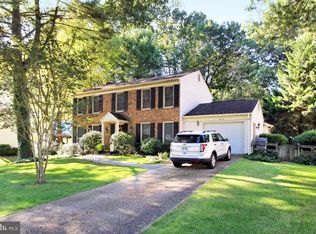 9519 Center St, Vienna, VA 22181