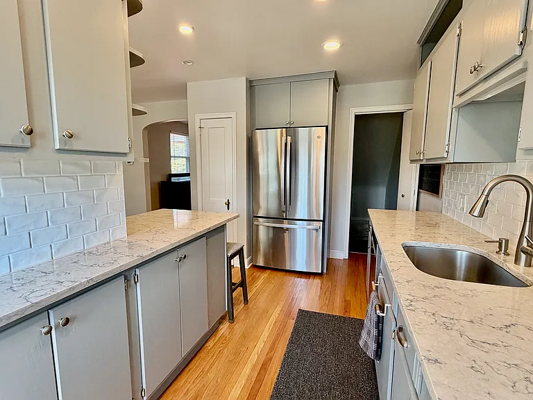 472 Olympic Ave — Photo 10