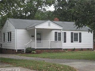 1st image of 2504 Fernwood Dr