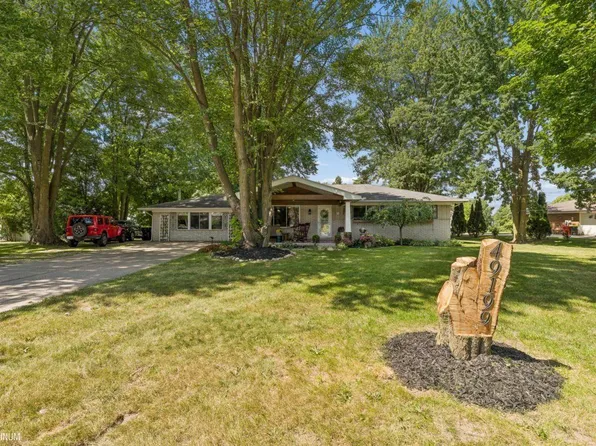 49199 Fairchild Rd, Macomb, MI 48042