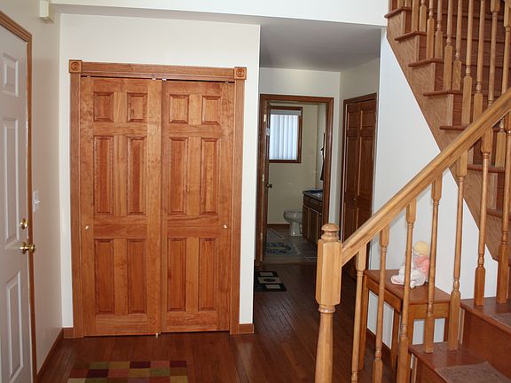 2nd image of 4840 Lorwood Dr
