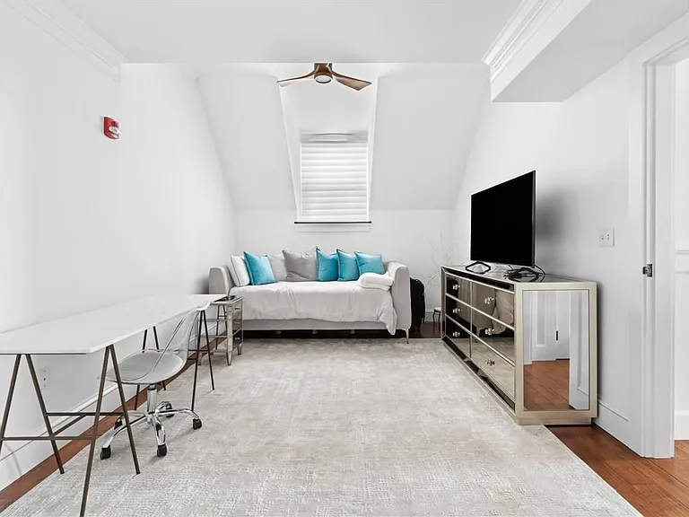1000 Chapel View Blvd #313 — Photo 14
