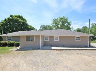 231 E Parkside Dr, Washburn, IL