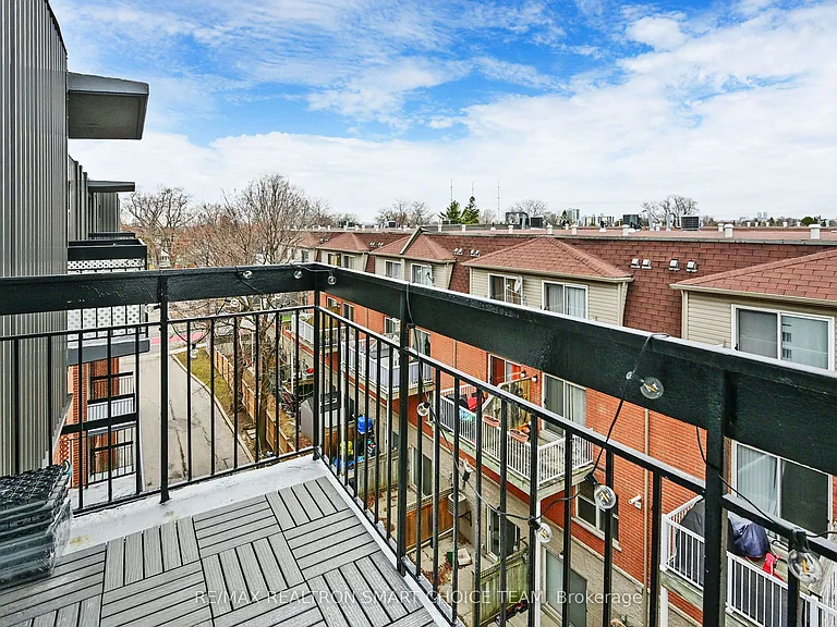 895 Kennedy Rd #505 — Photo 36