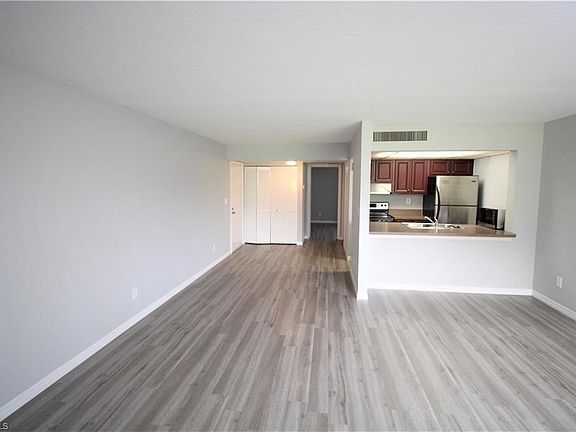 2nd image of 1083 Forest Lakes Dr #105
