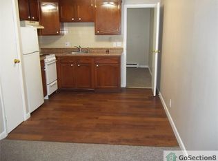1139 Thorndike St, Palmer, MA 01069