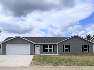 530 Arizona St, Bethalto, IL 62010