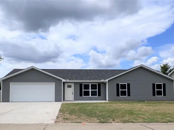 530 Arizona St, Bethalto, IL 62010