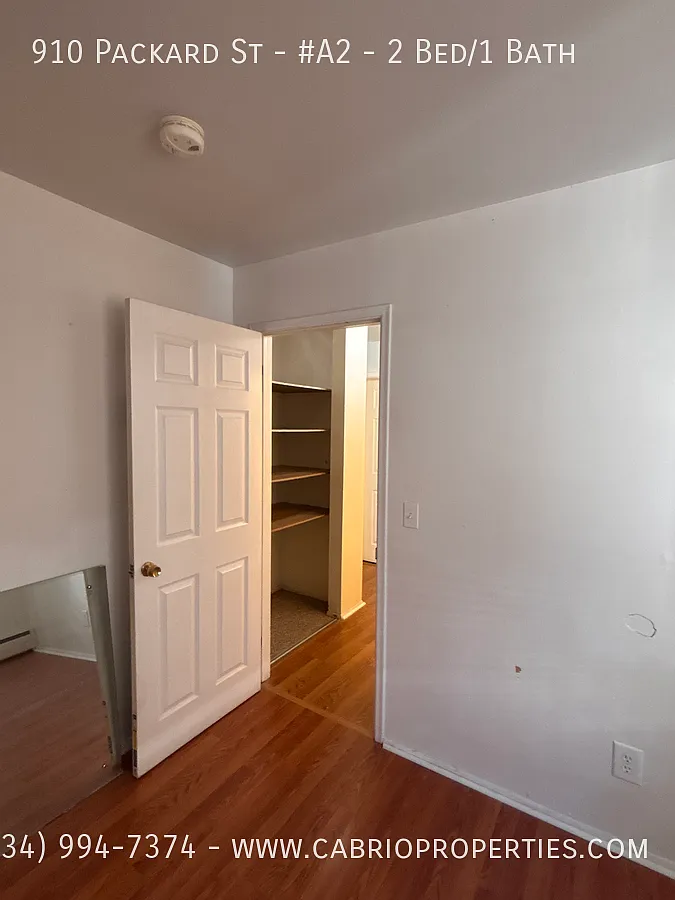 910 Packard St. — Photo 2