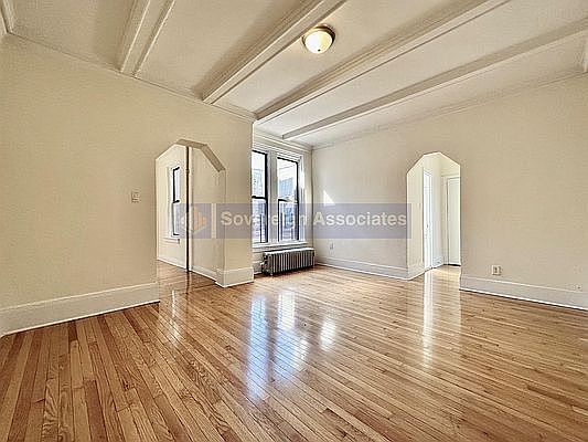 1st image of 2 Pinehurst Ave #65