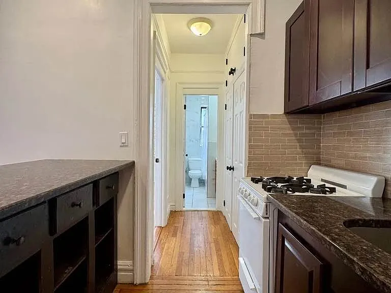 510 W 190th St #4D — Photo 6