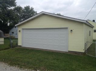 171 N 8th Ave, Beech Grove, IN 46107