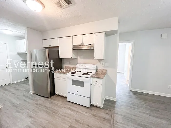 9007 Homewood Dr — Photo 4