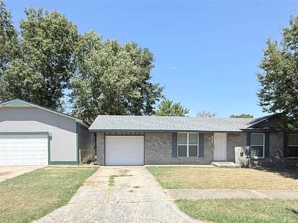 1329 NE 3rd Pl, Pryor, OK 74361
