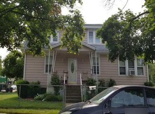 77 Oxford Ave, Gloucester City, NJ 08030