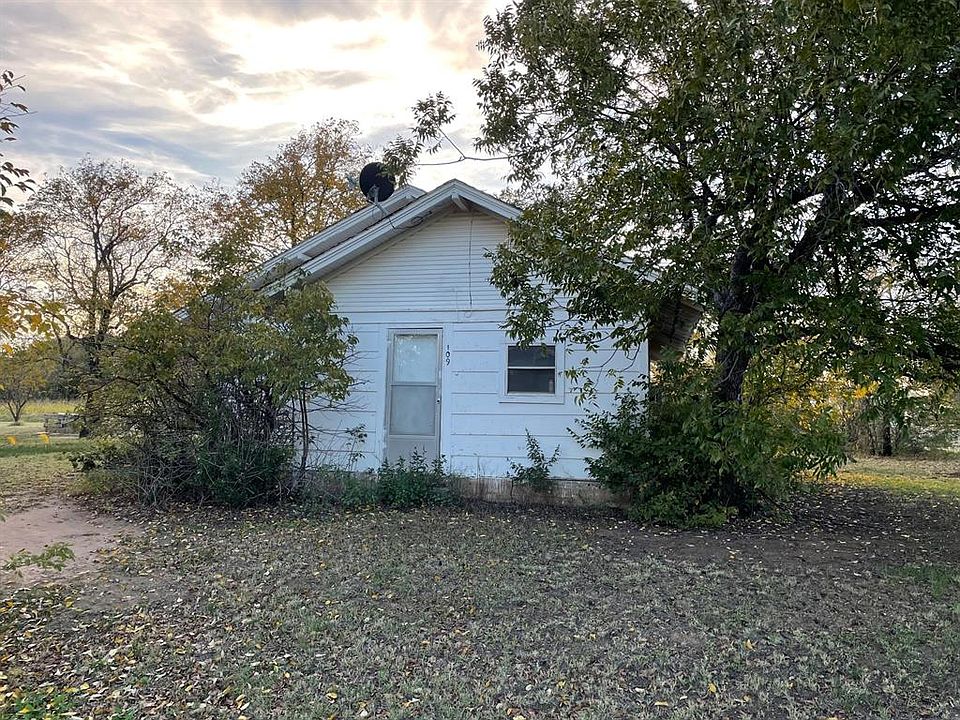 109 S 3rd St, Goree, TX 76363 MLS 20198685 Zillow