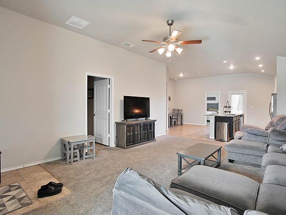 5th image of 3702 Prentiss Ave